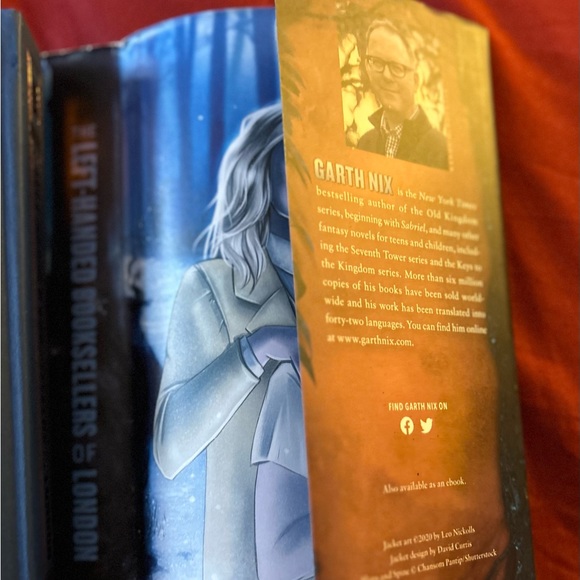 “The Left-Handed Book Sellers of London” Book written by:Garth Nix - Picture 6 of 16